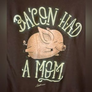 Woman’s blue Tshirt short sleeves size M pink pig Ba’con Had a Mom